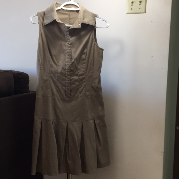 Anie Smith Fit & Flare Collared Button Dress - Picture 3 of 3